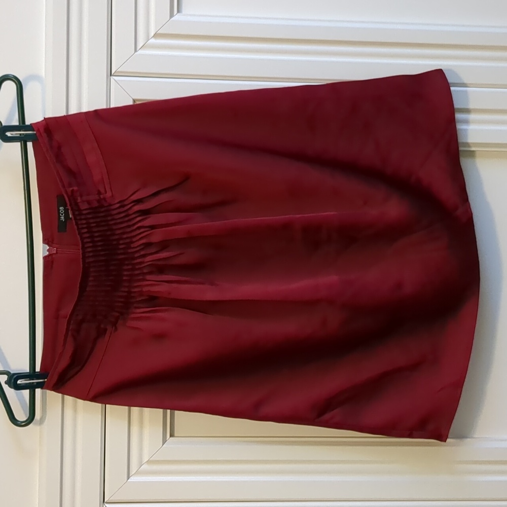 SALE! Darling satin skirt XS